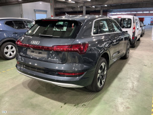 Audi E-Tron Advanced 55 300kW