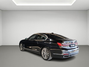 BMW 7 Series 730d 210kW