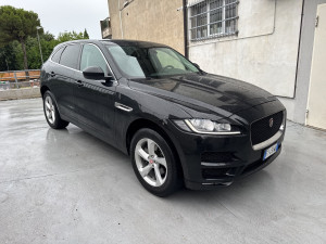 Jaguar F-Pace Prestige 2.0d 132kW