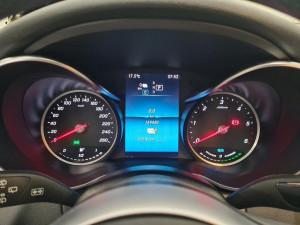 Mercedes-Benz C AMG Line 300de 143kW
