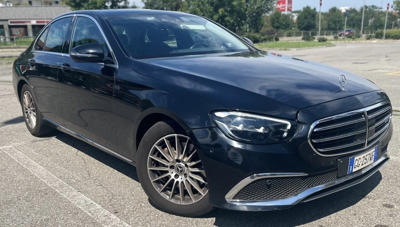 Mercedes-Benz E Premium 220d 143kW
