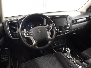 Mitsubishi Outlander Pure 2.4 99kW