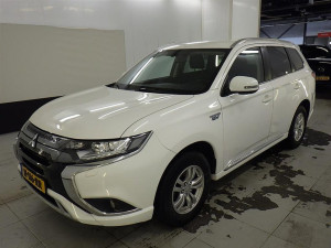 Mitsubishi Outlander Pure 2.4 99kW