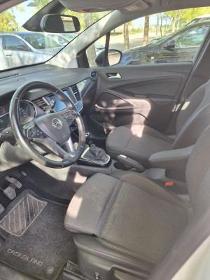Opel Crossland Elegance 1.5 81kW