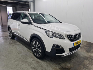 Peugeot 5008 Premium 1.5 HDI 96kW