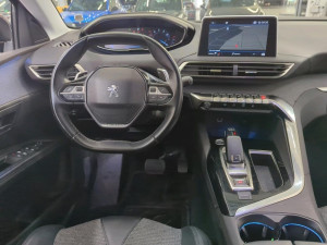 Peugeot 5008 Allure 1.2i 96kW