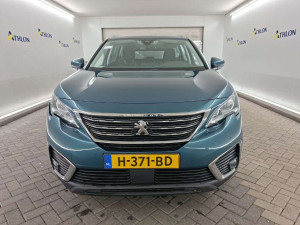 Peugeot 5008 Executive 1.2i 96kW