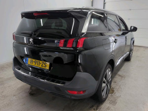 Peugeot 5008 Premium 1.2i 96kW
