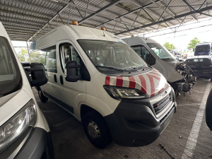 Peugeot Boxer Premium 2.0 HDI 81kW