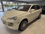 Porsche Cayenne Turbo S 4.8 404kW
