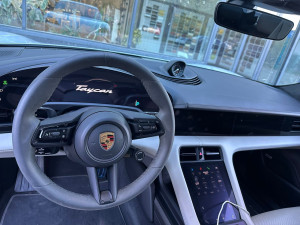 Porsche Taycan 93 kWh 380kW
