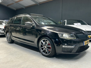 Skoda Octavia vRS Blackline 2.0 TDI 135kW