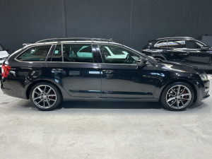 Skoda Octavia vRS Blackline 2.0 TDI 135kW