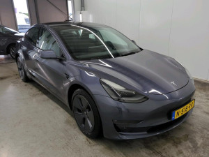 Tesla Model 3 75 kWh 258kW