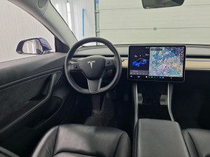 Tesla Model 3 75 kWh 258kW