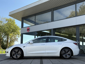 Tesla Model 3 60 kWh 175kW
