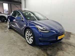 Tesla Model 3 75 kWh 258kW