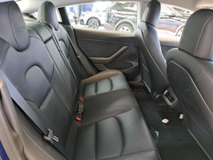 Tesla Model 3 75 kWh 324kW