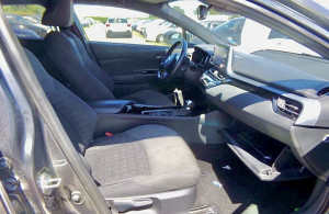 Toyota C-HR Business 2.0h 135kW