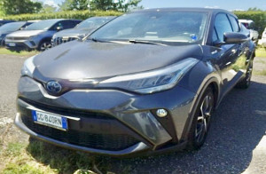 Toyota C-HR Business 2.0h 135kW