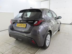 Toyota Yaris Active 1.5 68kW