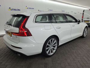 Volvo V60 Momentum Pro T4 140kW