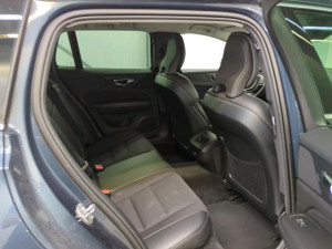 Volvo V60 Momentum Pro T4 140kW