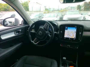 Volvo XC40 Momentum Business T3 120kW