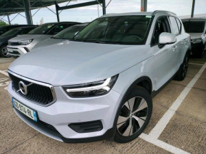 Volvo XC40 Momentum Business T3 120kW