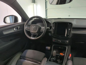 Volvo XC40 R-Design B3 120kW