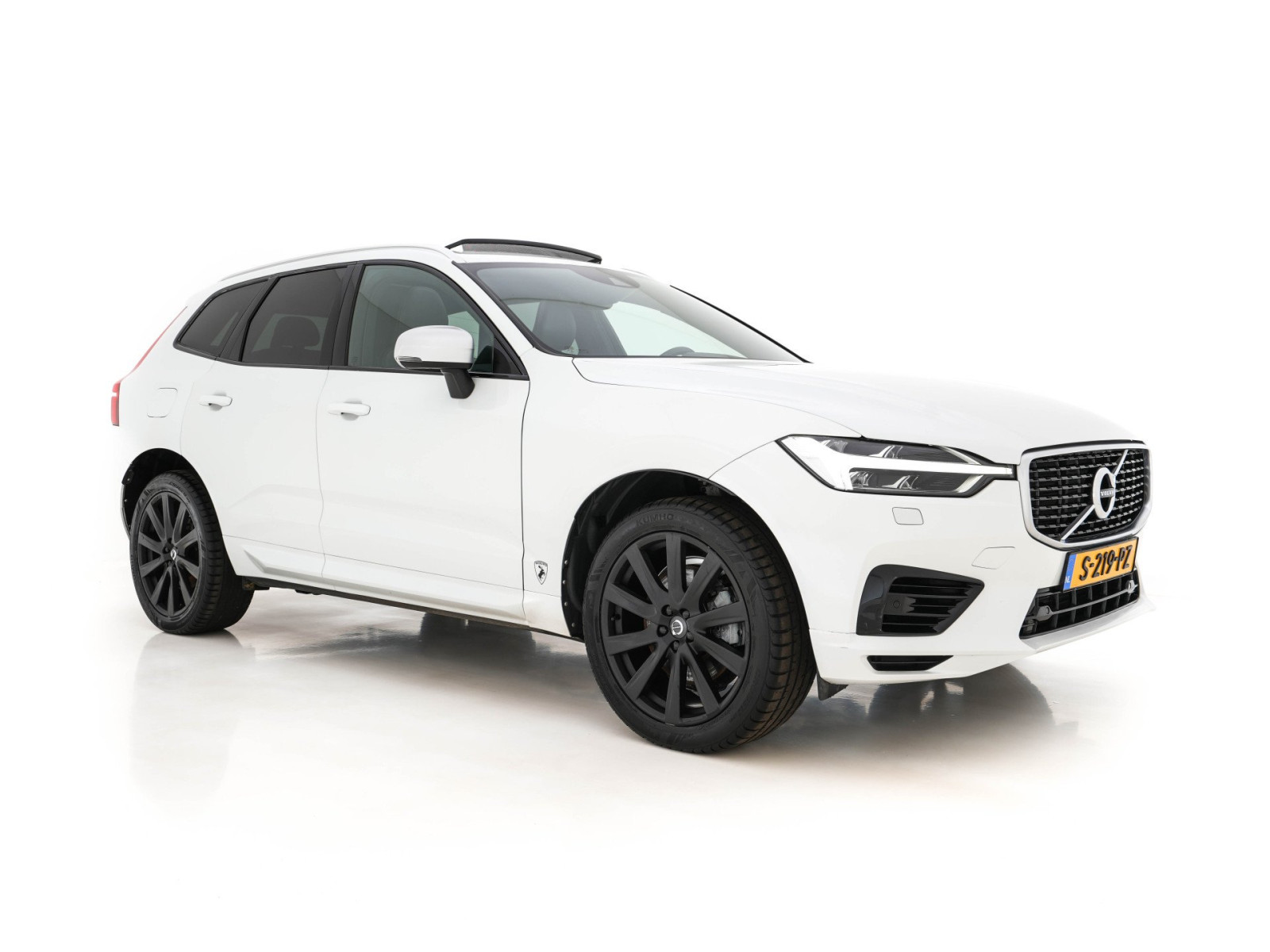 Volvo XC60 Momentum T8 222kW
