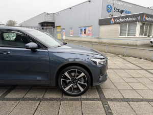 Polestar 2 Launch 79 kWh 300kW