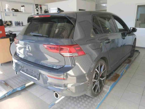 Volkswagen Golf 2.0 TSI 180kW