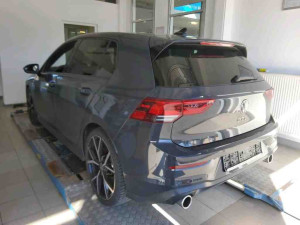 Volkswagen Golf 2.0 TSI 180kW