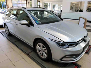 Volkswagen Golf Life 1.5 eTSI 96kW