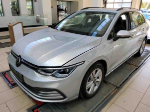 Volkswagen Golf Life 1.5 eTSI 96kW