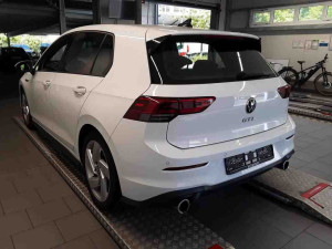 Volkswagen Golf 2.0 TSI 180kW