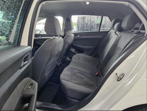 Volkswagen Golf Life Business 1.5 TSI 96kW