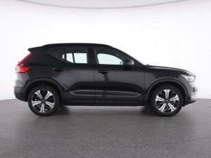 Volvo XC40 Core 170kW
