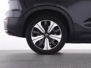 Volvo XC40 Core 170kW
