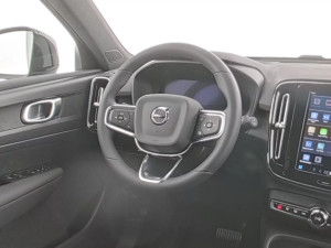 Volvo XC40 Core 170kW