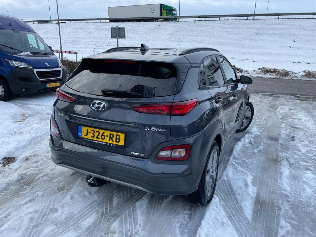 Hyundai Kona 64 kWh 150kW