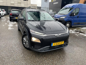 Hyundai Kona 64 kWh 150kW