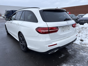 Mercedes-Benz E Exclusive 220 147kW