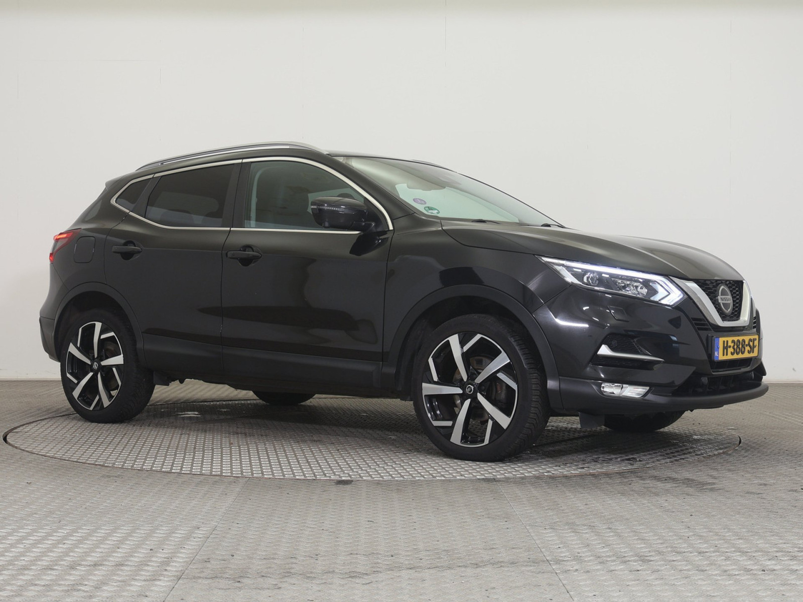 Nissan Qashqai Tekna 1.3 DIG-T 117kW