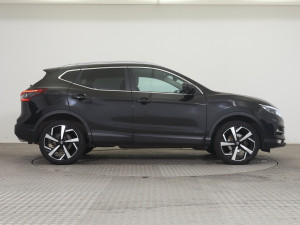 Nissan Qashqai Tekna 1.3 DIG-T 117kW