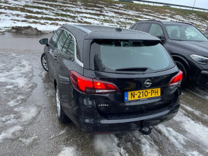 Opel Astra Business Elegance 1.2 81kW