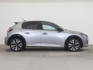 Peugeot 208 Allure 1.2i 96kW