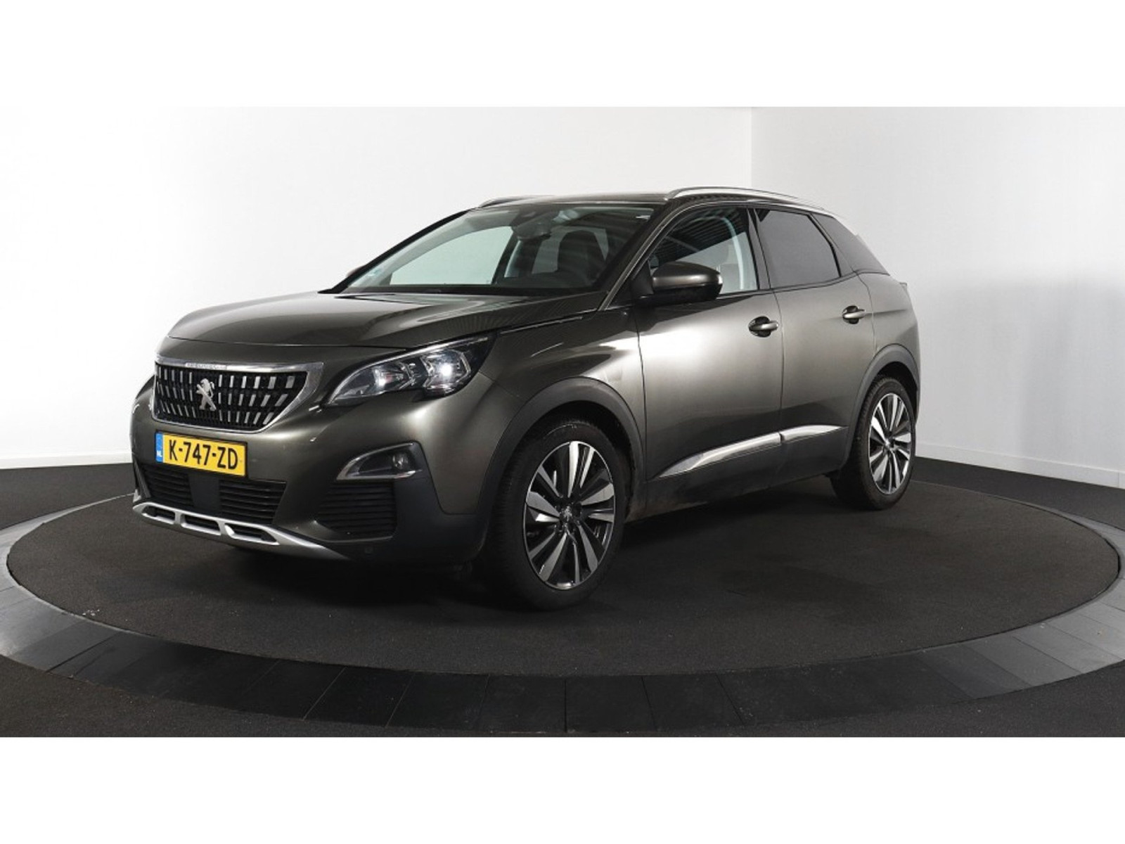 Peugeot 3008 Premium 1.2i 96kW