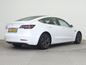Tesla Model 3 60 kWh 239kW